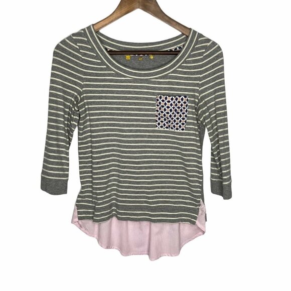 Little Yellow Button Anthropologie Top XS Gray Striped Knit Pink Shirttail‎ - Picture 1 of 8